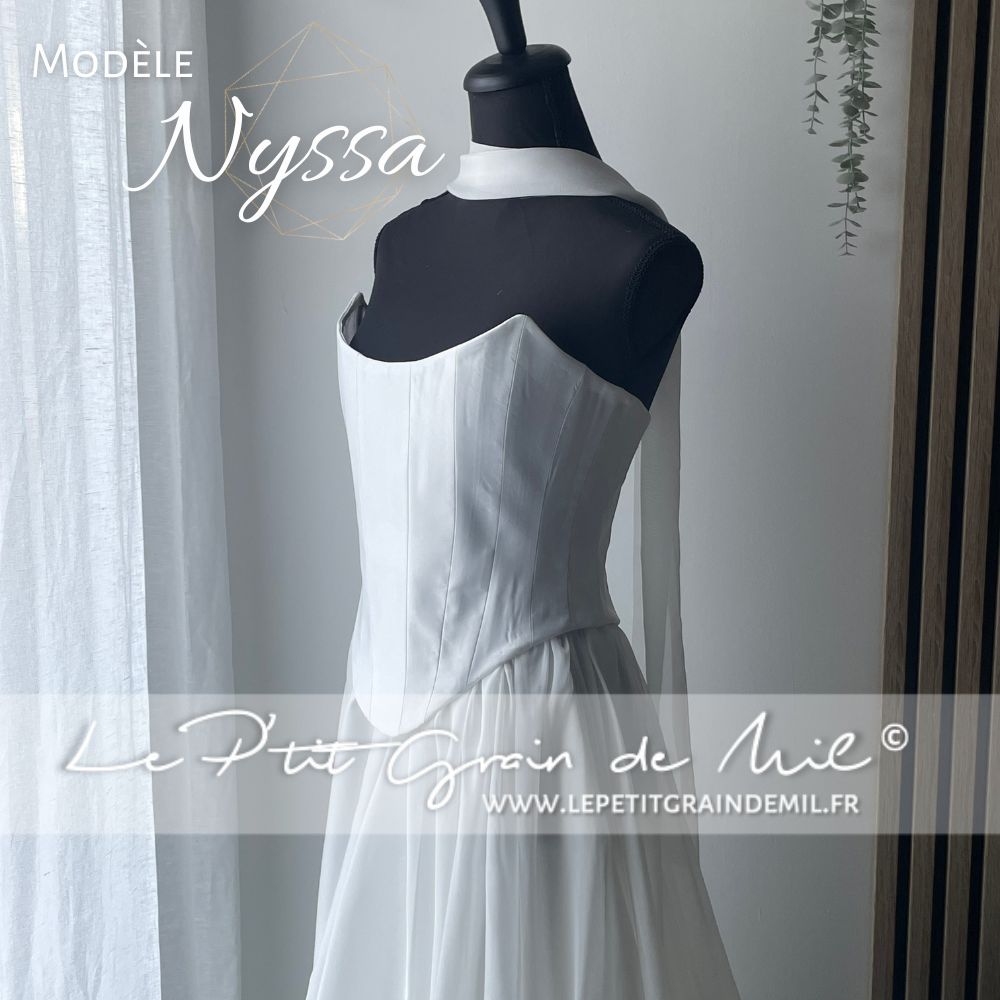 Corset de mariée NYSSA sur mesure, bustier œil de chat élégant et moderne