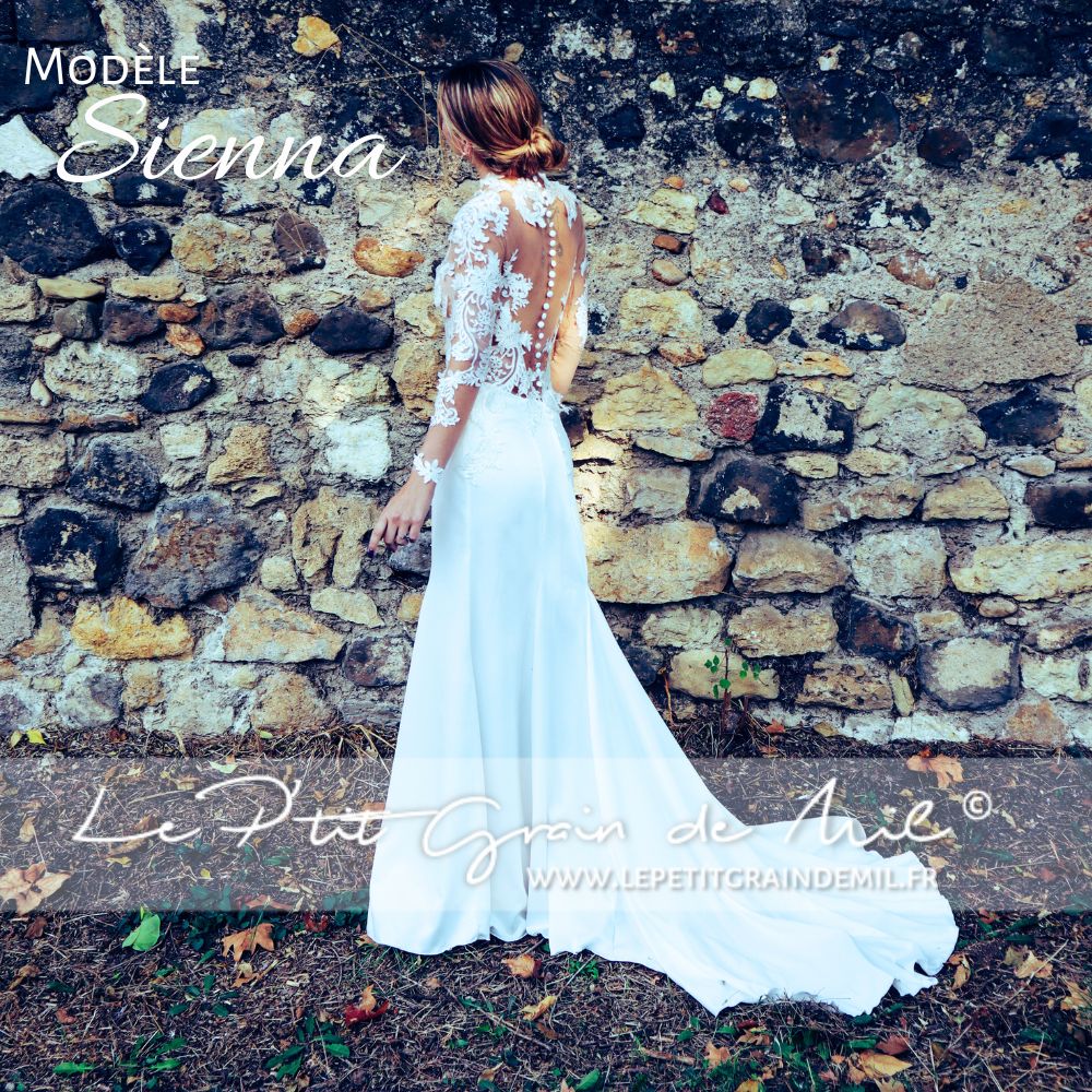 Robe de mariée sirène avec bustier transparent et manches effet tatouage, création sur mesure Le P’tit Grain de Mil, pour une mariée glamour et actuelle.